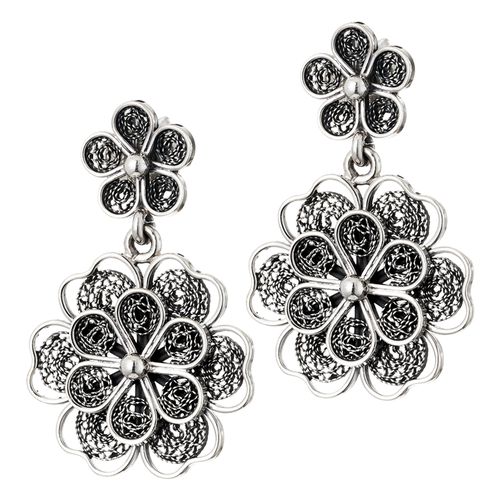 ARETES CLAVEL MISS