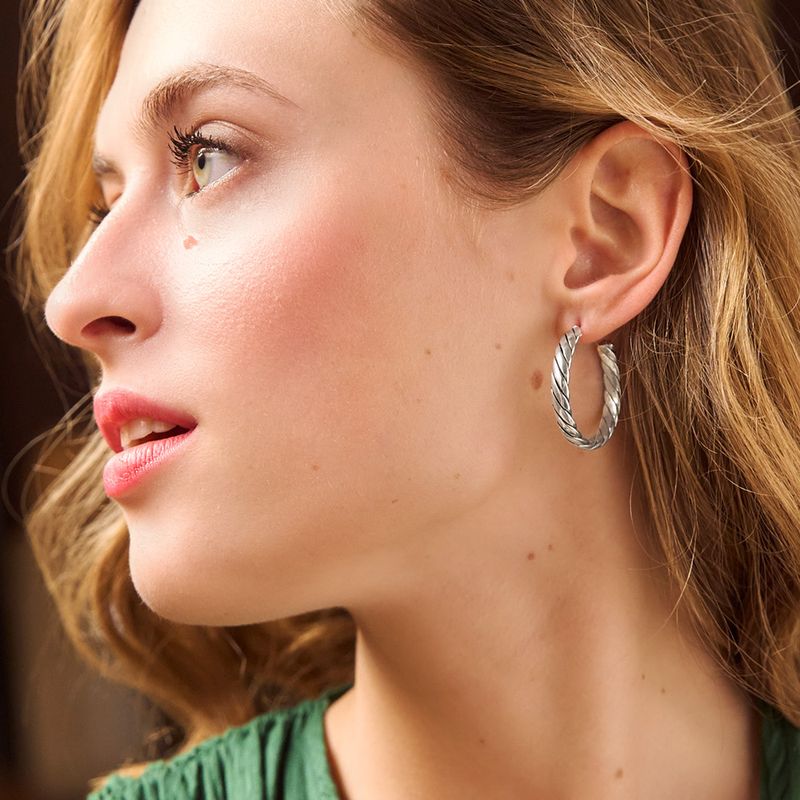 Aretes Corda.jpg